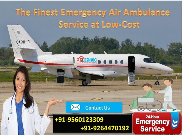 Medivic Aviation Air Ambulance Service in Delhi